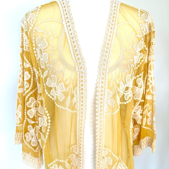 NWOT Vanity Collection Yellow Sheer Kimona Duster Cover Up Coat - Picture 4 of 9